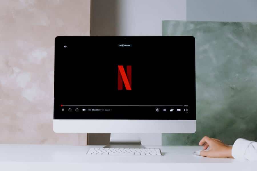 Como ganhar dinheiro assistindo filme na Netflix